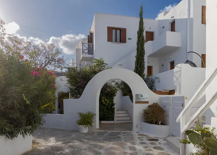 Edem Garden By Estia Apartahotel 3*