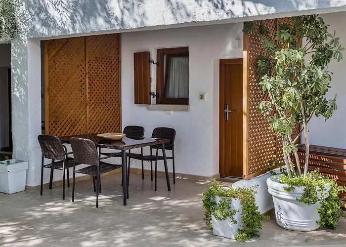 Edem Garden By Estia Apartahotel