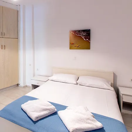 Edem Garden By Estia アパートホテル プラティス・ヤロス